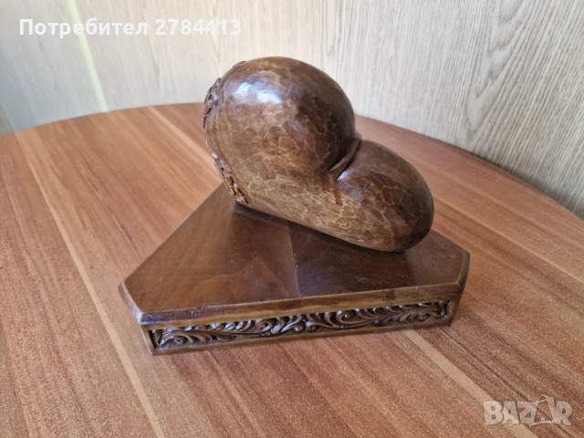 Дървена статуетка "Сърце за влюбени", снимка 5 - Статуетки - 53171542