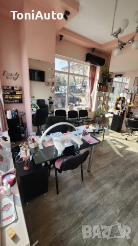 Място за МАНИКЮРИСТ, снимка 3 - Други - 50735501