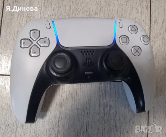 PS5 конзола с проблем и джойстик, снимка 12 - PlayStation конзоли - 53442709