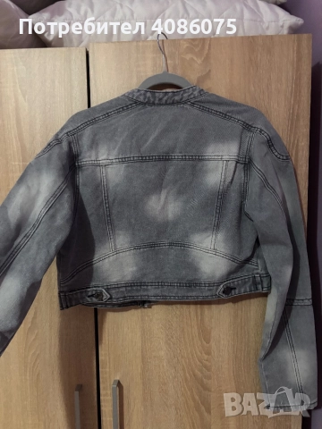 Късо дънково яке – Missguided (оригинално, с етикет), снимка 2 - Якета - 52376187