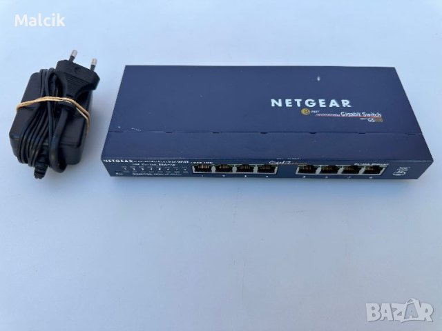 NETGEAR GS108 гигабитов суич, снимка 1 - Суичове - 46457861