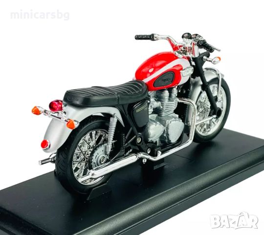 1:18 Метални мотори: 2002 TRIUMPH BONNEVILLE T100 - Welly, снимка 2 - Колекции - 46659261