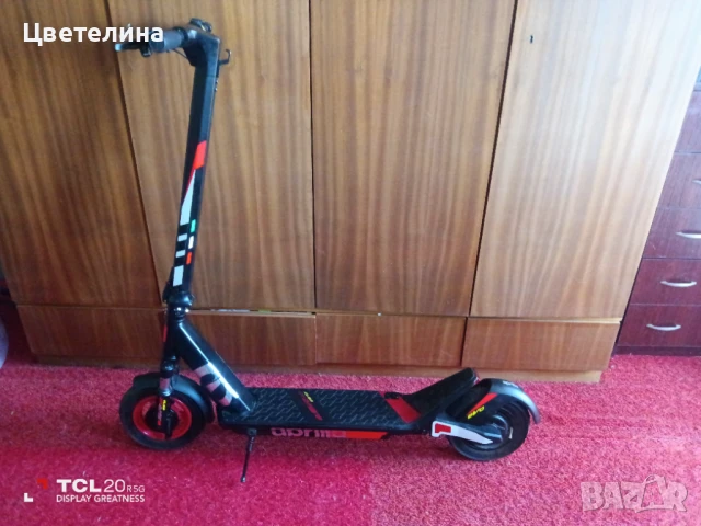 Тротинетка Априлия , снимка 5 - Скутери и тротинетки - 50752632