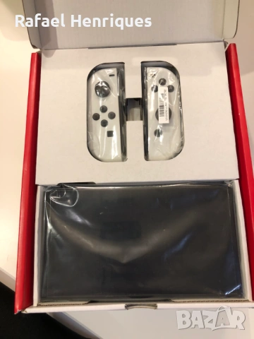 Nintendo Switch OLED, снимка 2 - Nintendo конзоли - 53687852