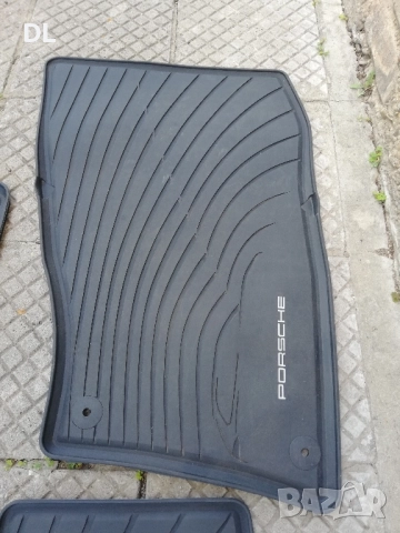 Гумени оригинални стелки за Porsche Cayenne II 958 2010-2017г. Порше Кайен 2ра генерация , снимка 4 - Аксесоари и консумативи - 51722192