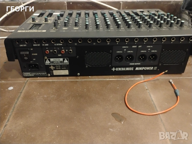 Изгодно General Music LEM MINIPOWER 12 – 12-канален миксер с мощност 250 W на канал и ефекти, снимка 2 - Ресийвъри, усилватели, смесителни пултове - 53071790