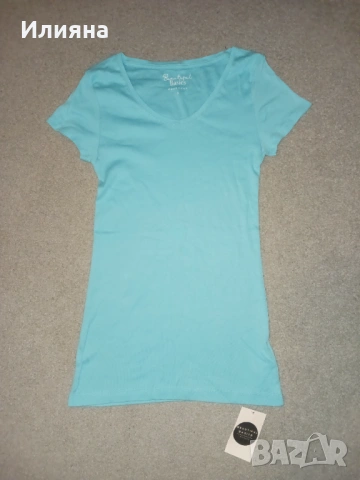 Нова тениска с етикет цвят аквамарин