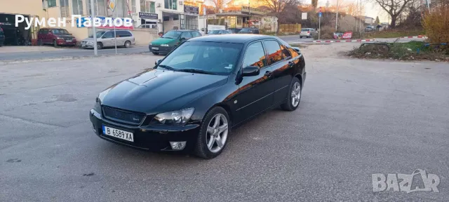 Lexus IS 200 Sport, снимка 2 - Автомобили и джипове - 48427156