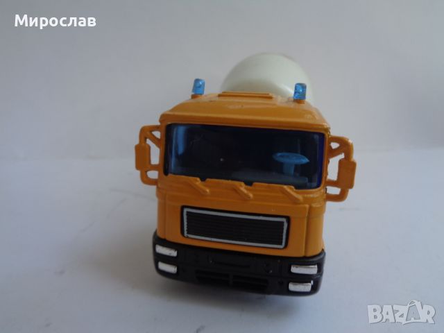 WELLY MAN MERCEDES БЕТОНОВОЗ КОЛИЧКА КАМИОН МОДЕЛ, снимка 2 - Колекции - 46531080