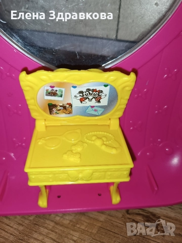 Музикален куфар гримьорна Мини маус Дисни, снимка 7 - Кукли - 51874117