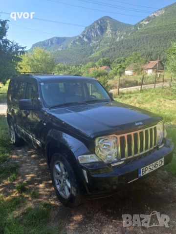 Продавам джип чероки 