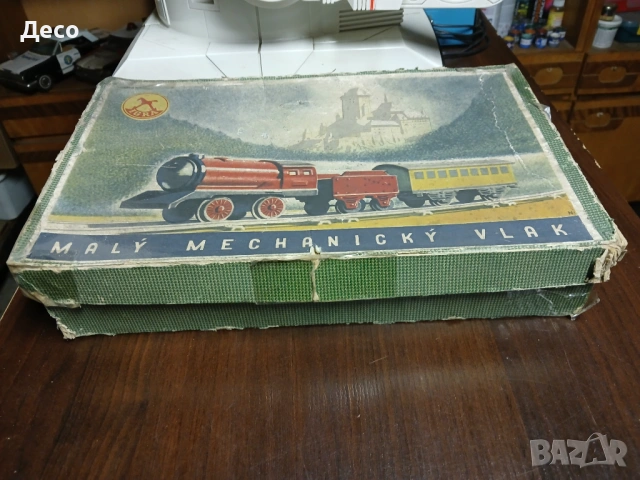 Стара тенекиена играчка влак IGRA., снимка 5 - Колекции - 54182306