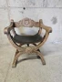 Римско кресло с дърворезба, снимка 1