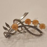 Стара сребърна брошка  с рози от кварц, снимка 1 - Други ценни предмети - 45640911