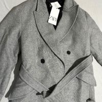 Палто на Зара , снимка 1 - Палта, манта - 45289398