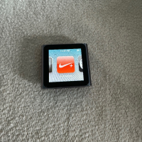 Айпод , iPod nano (6th generation) , 8GB, снимка 1 - iPod - 44936667