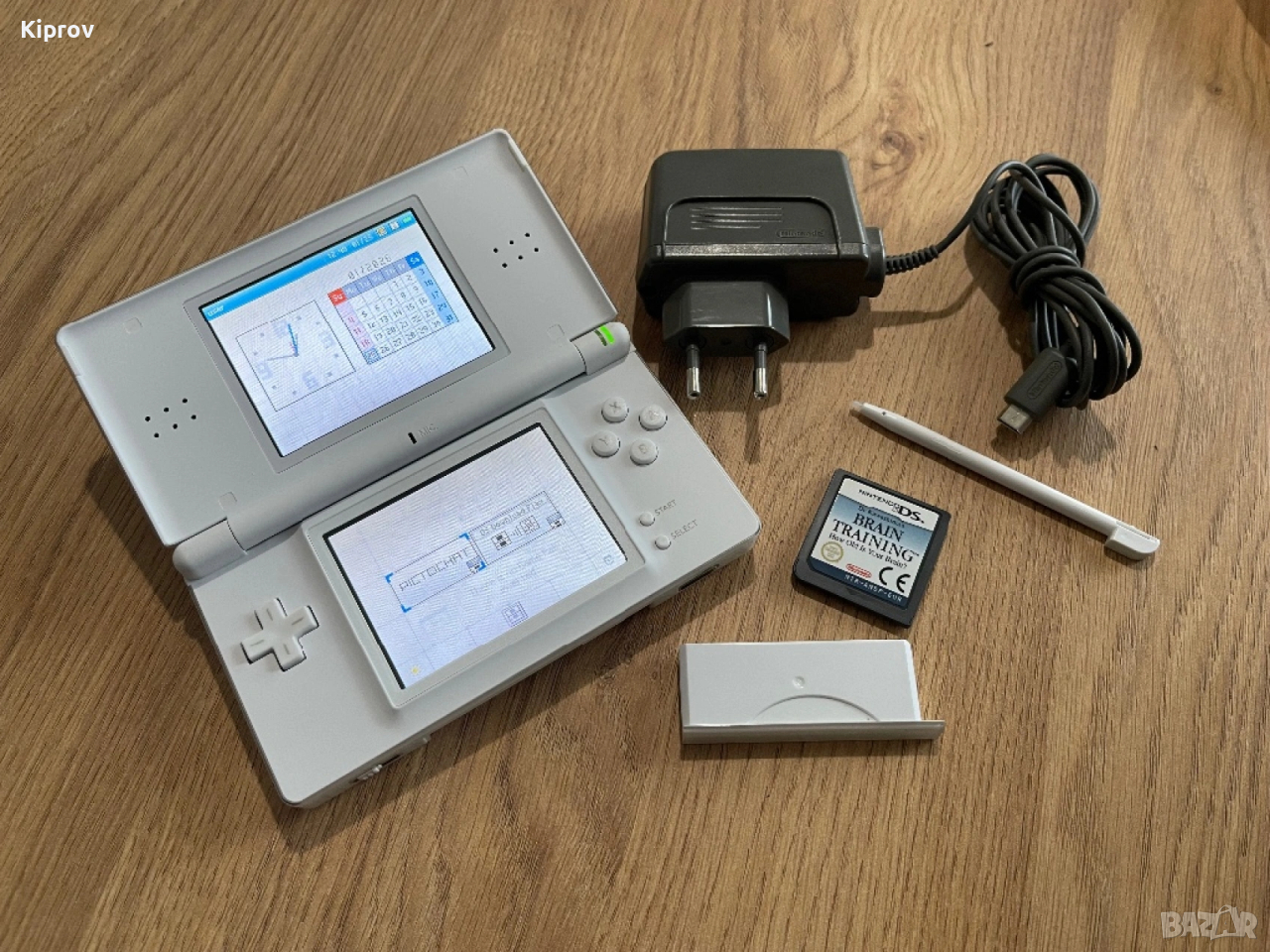 🎮 Nintendo DS Lite – бял | Перфектно състояние + игра подарък, снимка 1