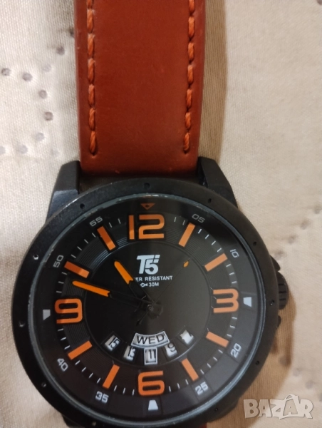 Нов часовник"Т5", снимка 1