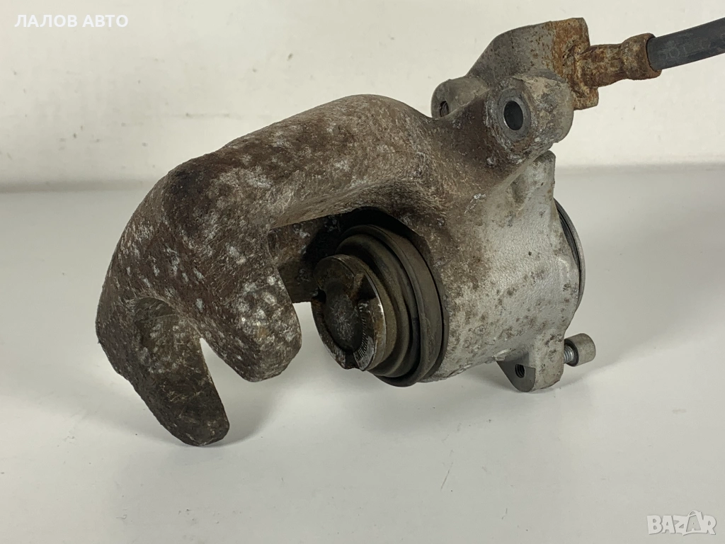 Заден ляв спирачен апарат Пасат Б6 Zaden lqv spirachen aparat Passat B6 , снимка 1
