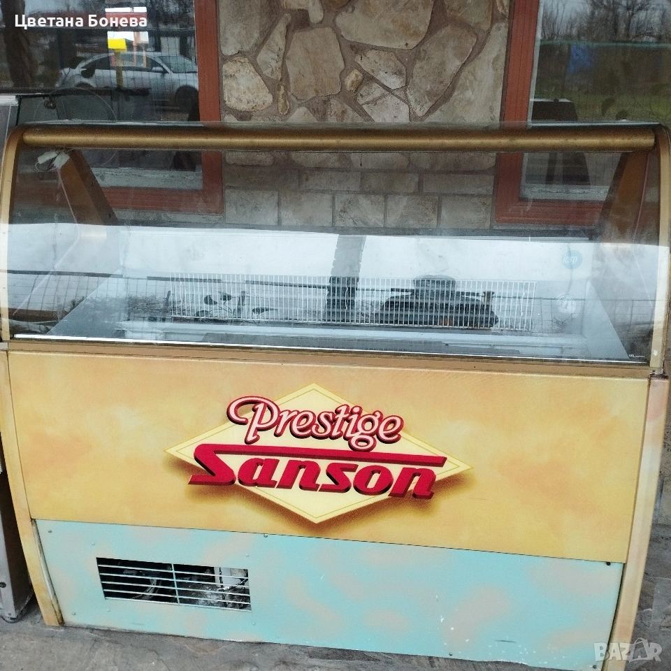 Хладилни витрини-2 броя, снимка 1