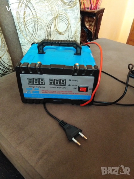 Зарядно за акумулатор, снимка 1