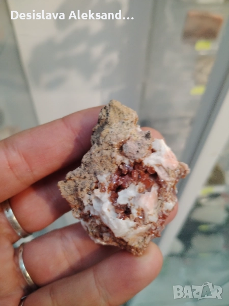 Барит с ванадинит от Мароко, много изгодно , снимка 1