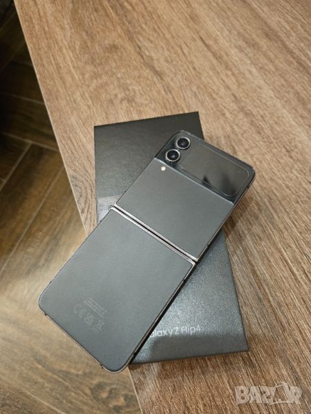 Samsung Galaxy Z Flip 4, снимка 1