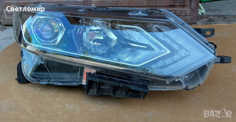 Фар десен за Nissan Qashqai, снимка 1