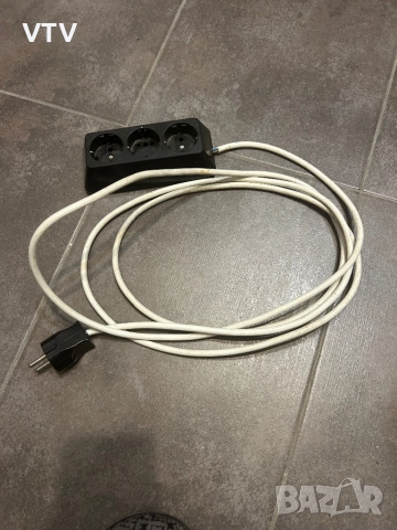 Разклонител с 3 гнезда, снимка 2 - Разклонители и удължители - 52031279