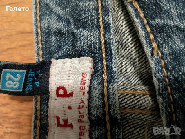 16 Различни модели памучни еластични маркови дънки 5 лева броя , снимка 14 - Дънки - 45928085