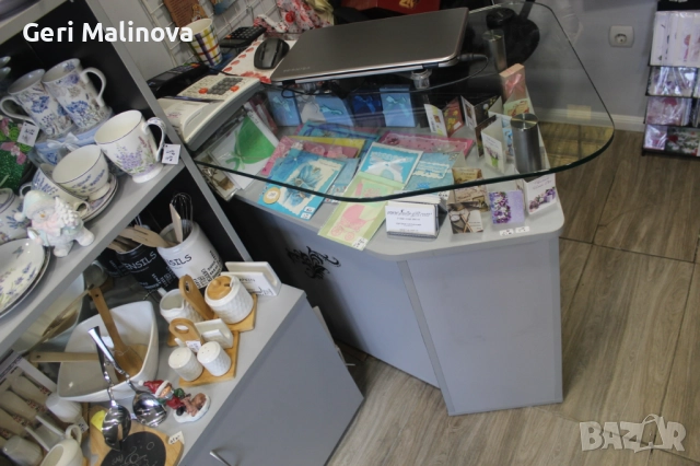 Продавам обзавеждане за магазин./Търговско оборудване/, снимка 10 - Оборудване за магазин - 52582099