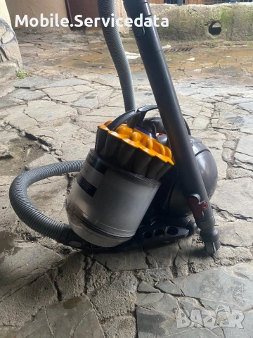 Прахосмукачка Dyson DC33 – перфектна работа | Внос от Германия