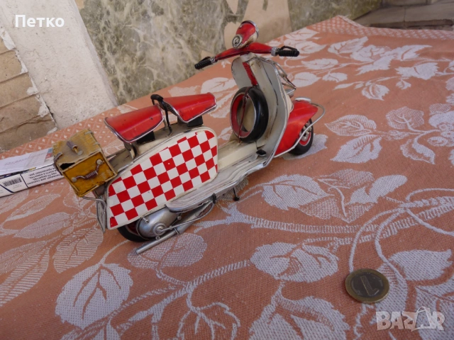 Стар метален  мотор  отличен, снимка 8 - Колекции - 53133417