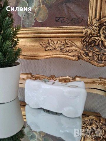 Порцеланова миниатюра- кола, снимка 5 - Статуетки - 54172230