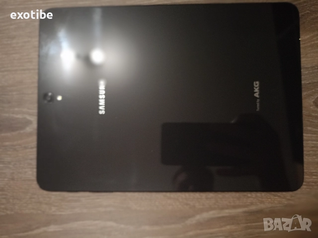 Продавам таблет за части или смяна на екран. Нов струва 650 лева.