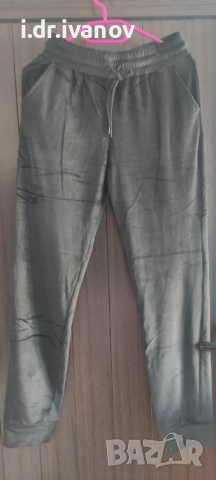 нов плюшен комплект с качулка , снимка 2 - Спортни екипи - 51638446