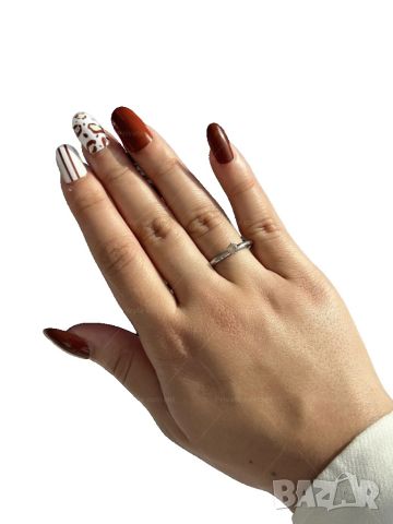 Нежен дамски пръстен от медицинска стомана, снимка 2 - Дамски - 45853239