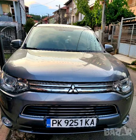 Mitsubishi Outlander 2.0 phev plug in hibrid, снимка 1 - Автомобили и джипове - 46634121