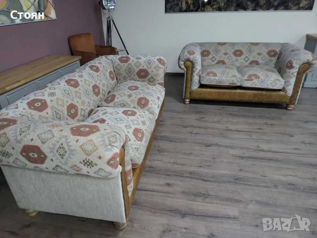Комплект дивани тройка и двойка от плат и кожа тип Честърфийлд, снимка 2 - Дивани и мека мебел - 46474621