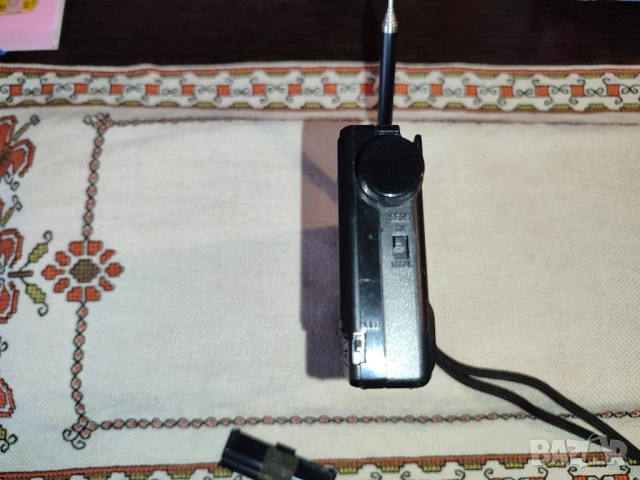 Използвано радио Panasonic RF-B10 FM/SW/MW World Radio Band Receiver., снимка 12 - Радиокасетофони, транзистори - 53557220