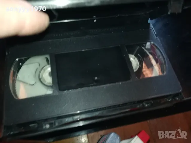 ОПАСЕН УМ-ORIGINAL VHS VIDEO TAPE 2205251722, снимка 15 - Други жанрове - 50391281