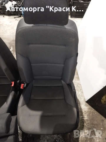 седалки предни и задни за VW golf 7 хечбек перфектни 2020г , снимка 3 - Части - 53528271