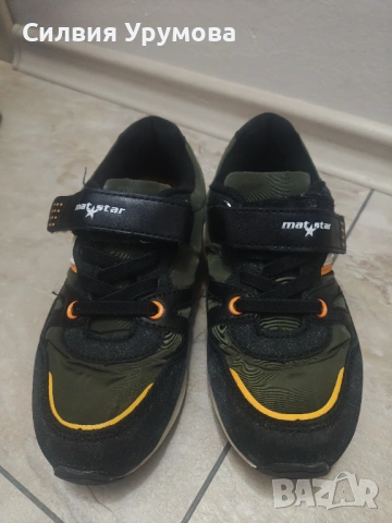 Детски маратонки 30н, снимка 2 - Детски маратонки - 54112945