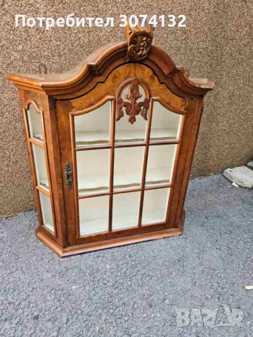 Витрина за стена с интарзия, снимка 2 - Секции и витрини - 49680299