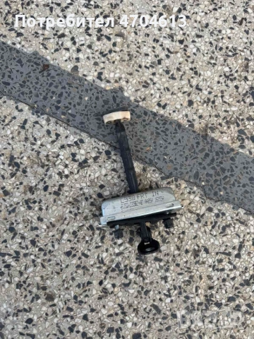 Ограничител и фиксатор на предна дясна врата на Range Rover Evoque само за 50Eur. bj32-23552