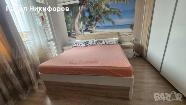 Спалня 180/200 с две нощни шкафчета , снимка 1