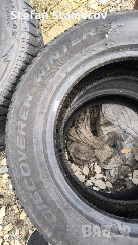 2 бр. 235/65/17 cooper discoverer winter, снимка 4 - Гуми и джанти - 53744432