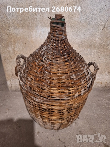 Стъклени дамаджани с оплетка, 25 л.