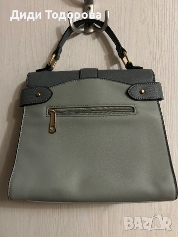 Дамски чанти, снимка 12 - Чанти - 53440219