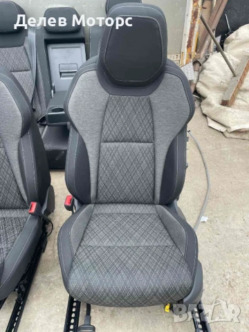 Седалки салон с подгрев от Skoda Karoq 1.5 TSI двигател DXDB, 150 кс., автоматик DSG7, 2024 г. , снимка 2 - Части - 50488499